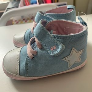 Stride Rite Surprize pre/early walker shoes